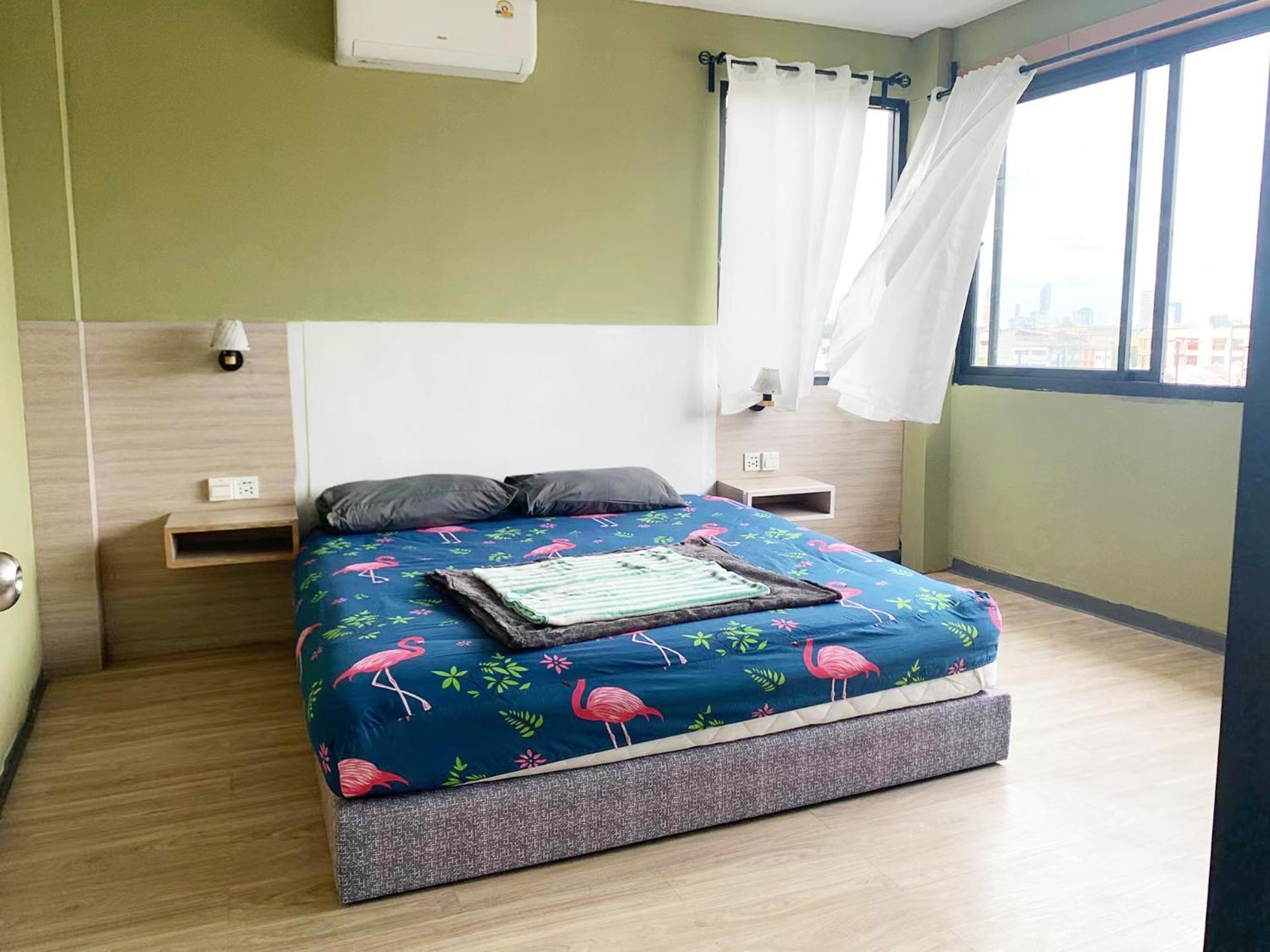 Susu Khaosan Hostel Bangkok Exterior photo